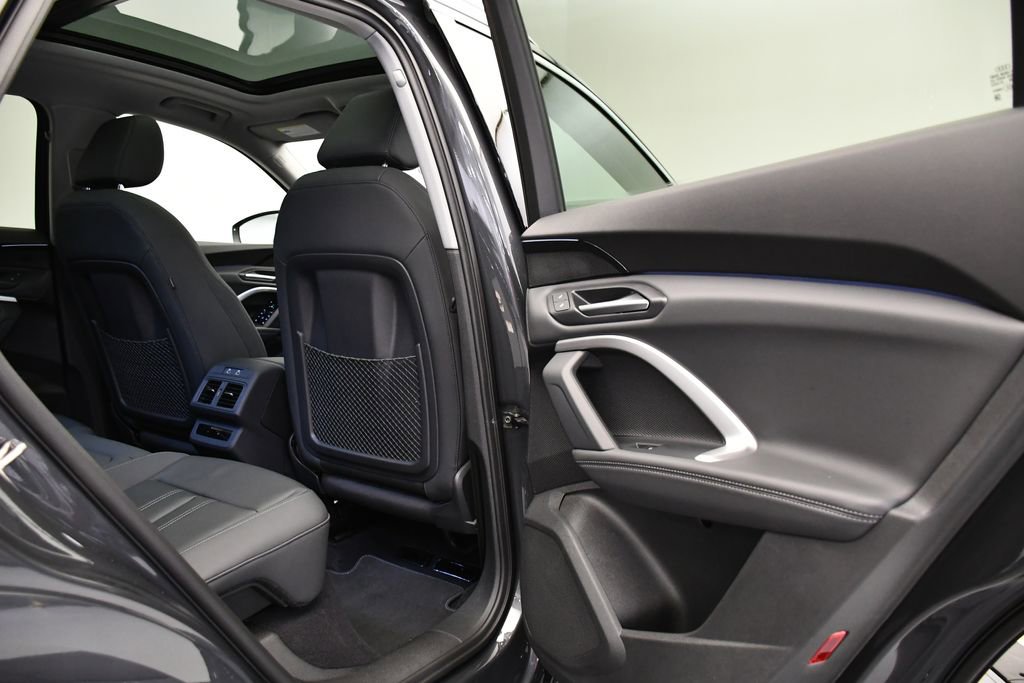 Used 2025 Audi Q5 Premium w/ Convenience Package image 50