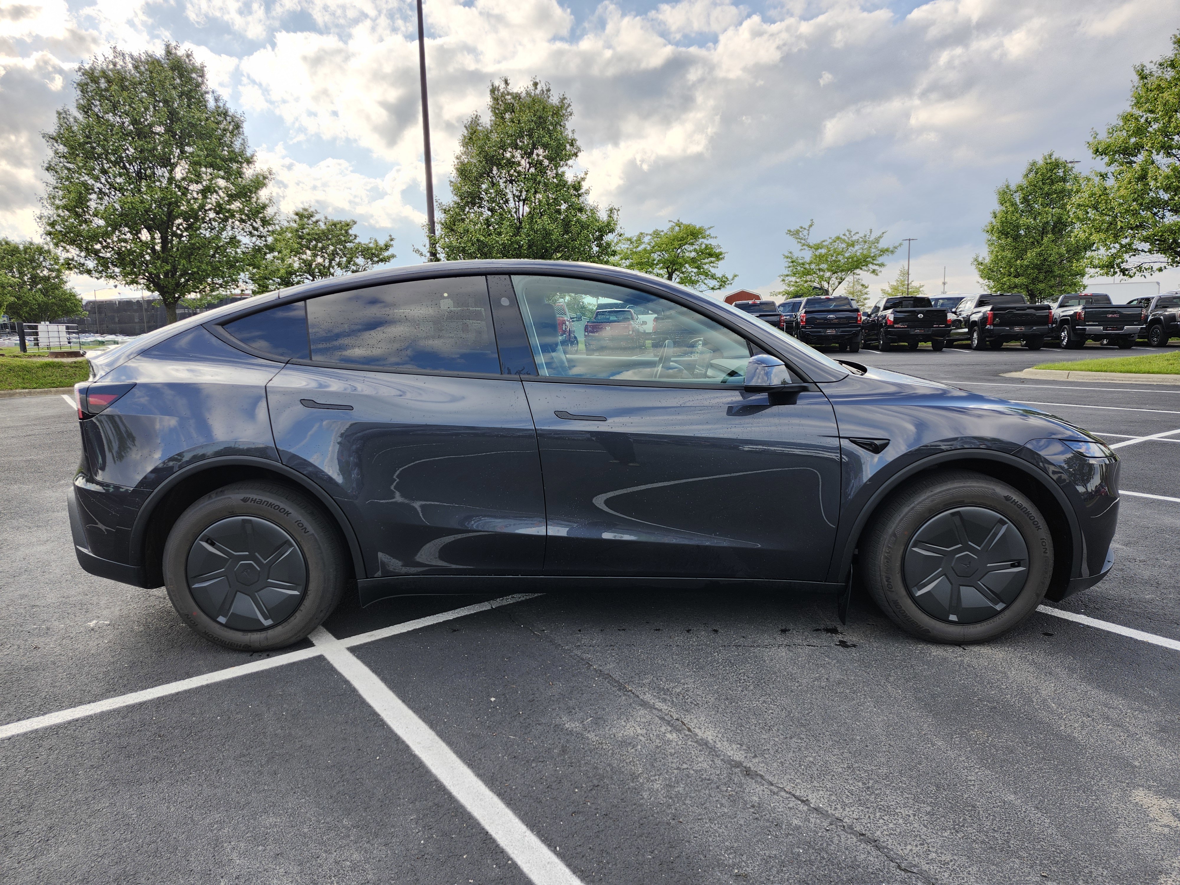 Used 2026 Tesla Model Y AWD image 15