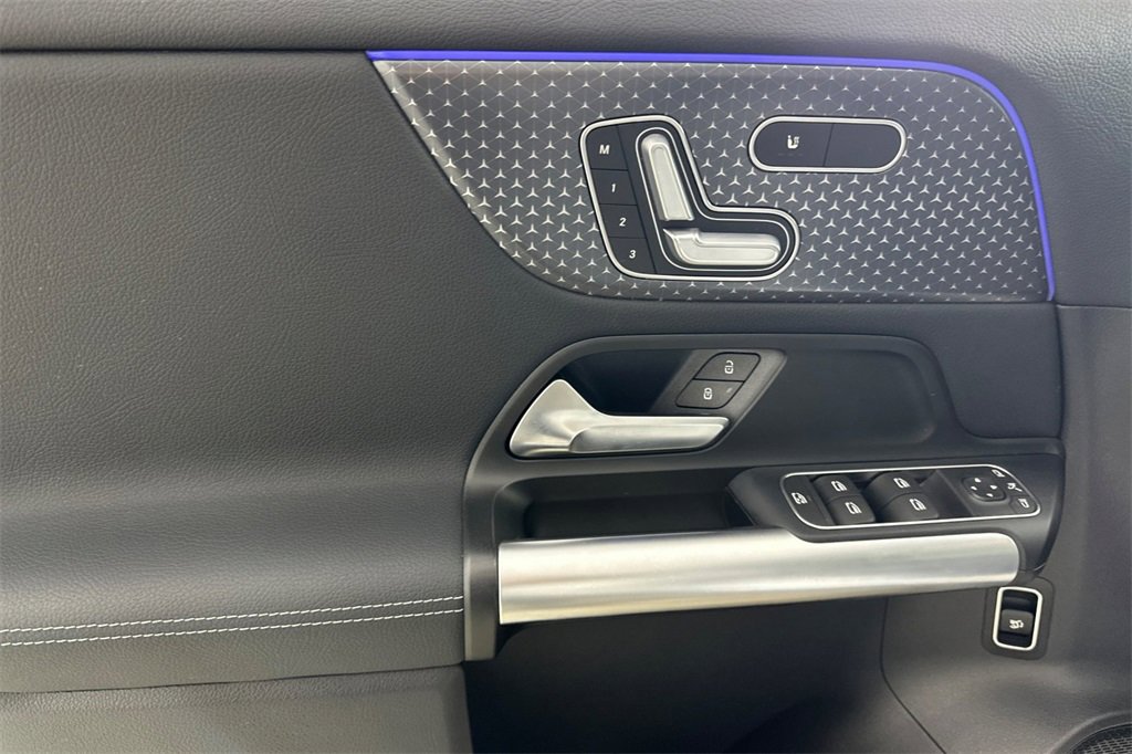 Certified 2026 Mercedes-Benz GLA 250 4MATIC image 11