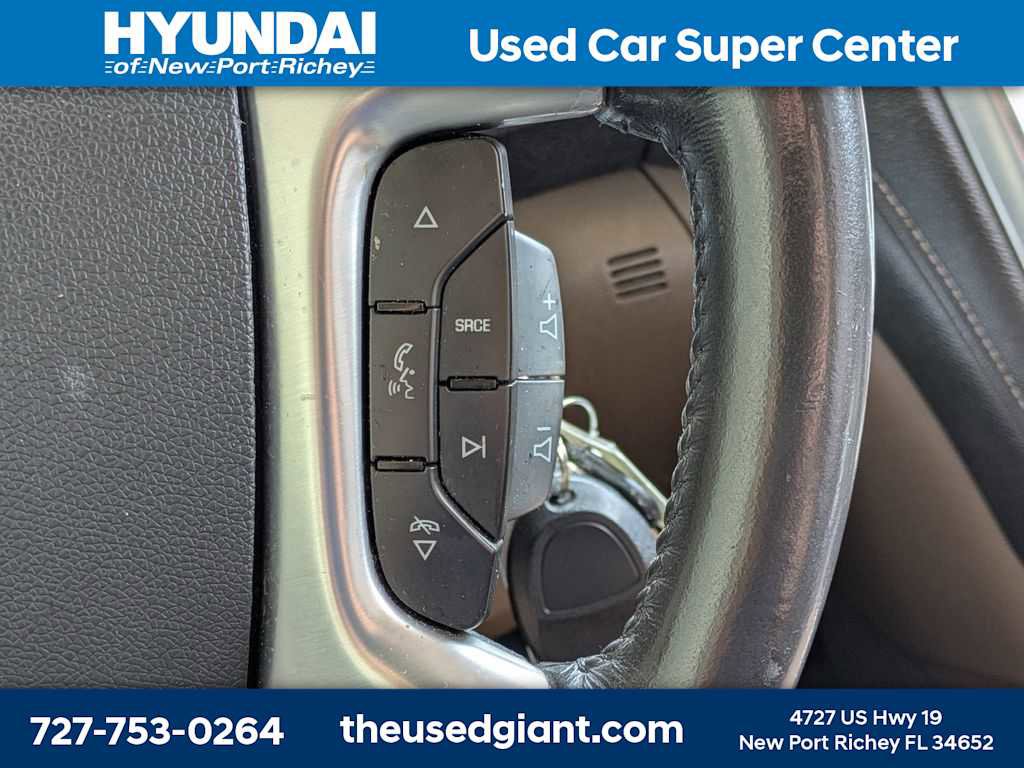 Used 2015 GMC Acadia SLT w/ Open Road Package image 38