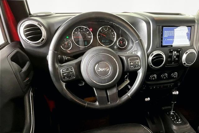 Used 2015 Jeep Wrangler Unlimited Sahara w/ Connectivity Group image 8
