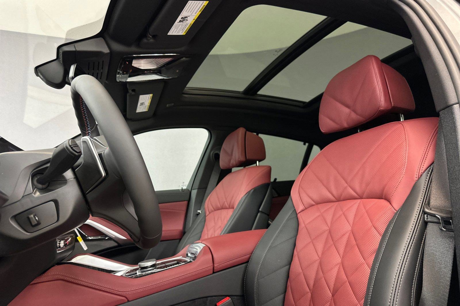 New 2026 BMW X6 M60i w/ Parking Assistance Package image 14