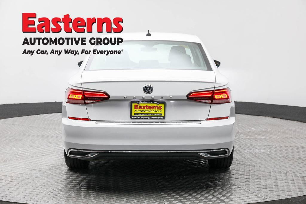 Used 2022 Volkswagen Passat 2.0T SE image 6