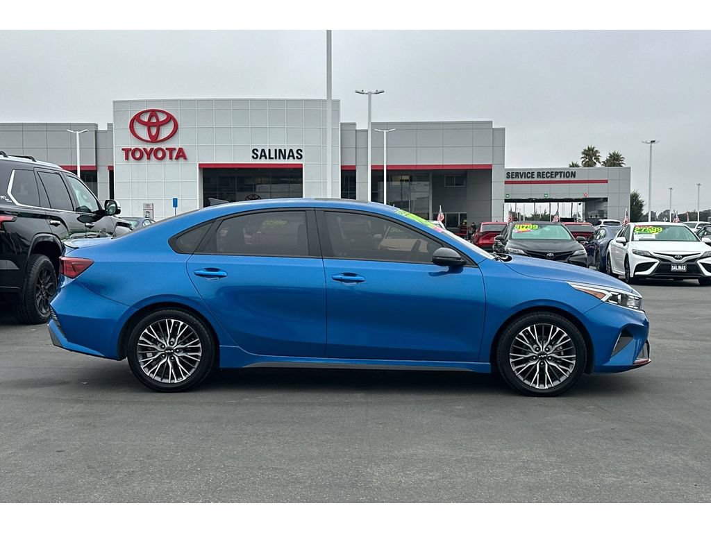 Used 2023 Kia Forte GT-Line w/ GT-Line Premium Package FWD image 3