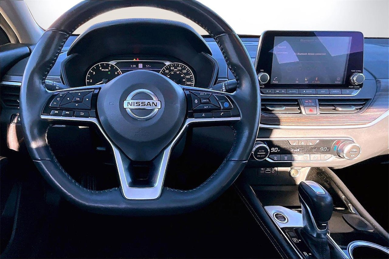 Used 2020 Nissan Altima 2.0 Platinum image 11