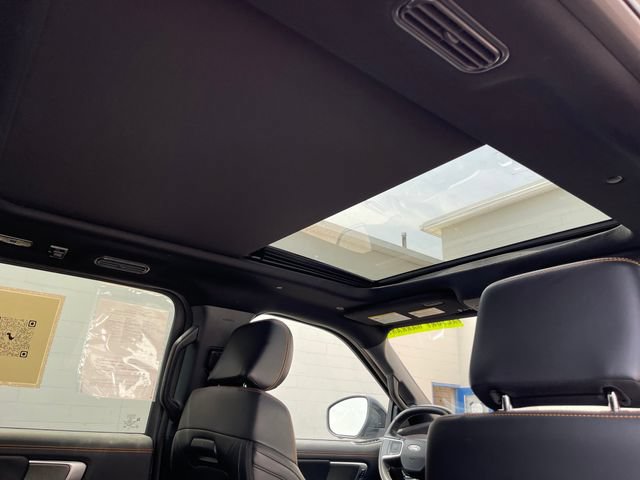 Used 2025 Ford Expedition Tremor AWD/4WD image 40