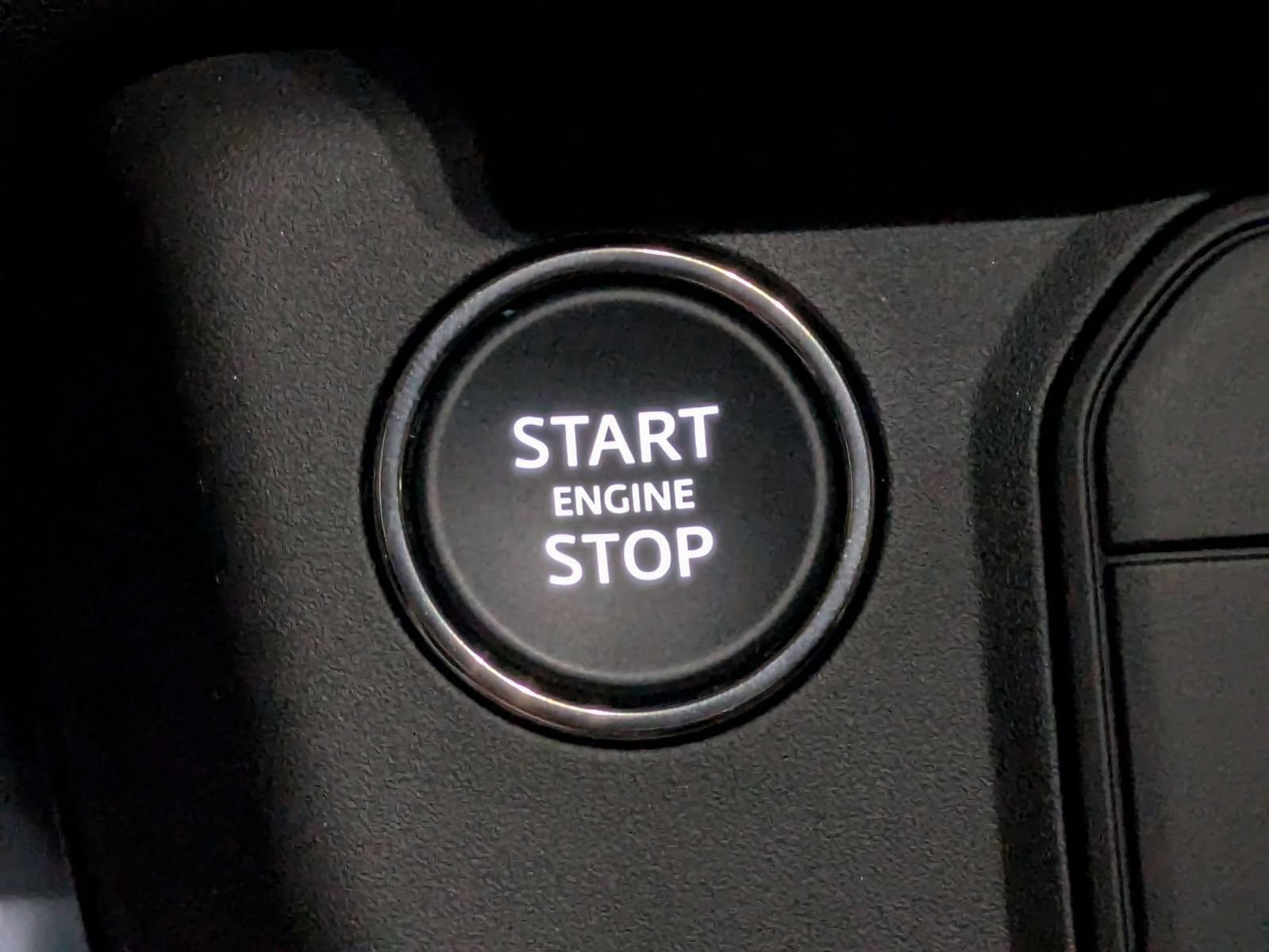 New 2026 Land Rover Defender 130 X-Dynamic SE AWD/4WD image 23
