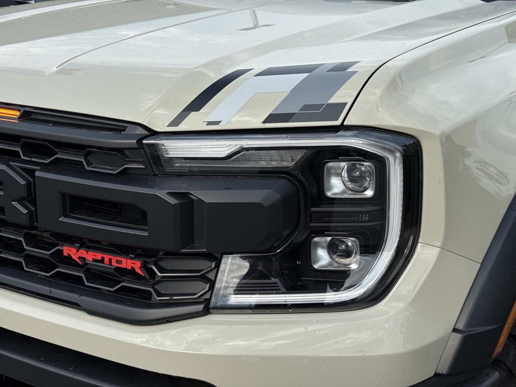 Used 2025 Ford Ranger Raptor AWD/4WD image 8