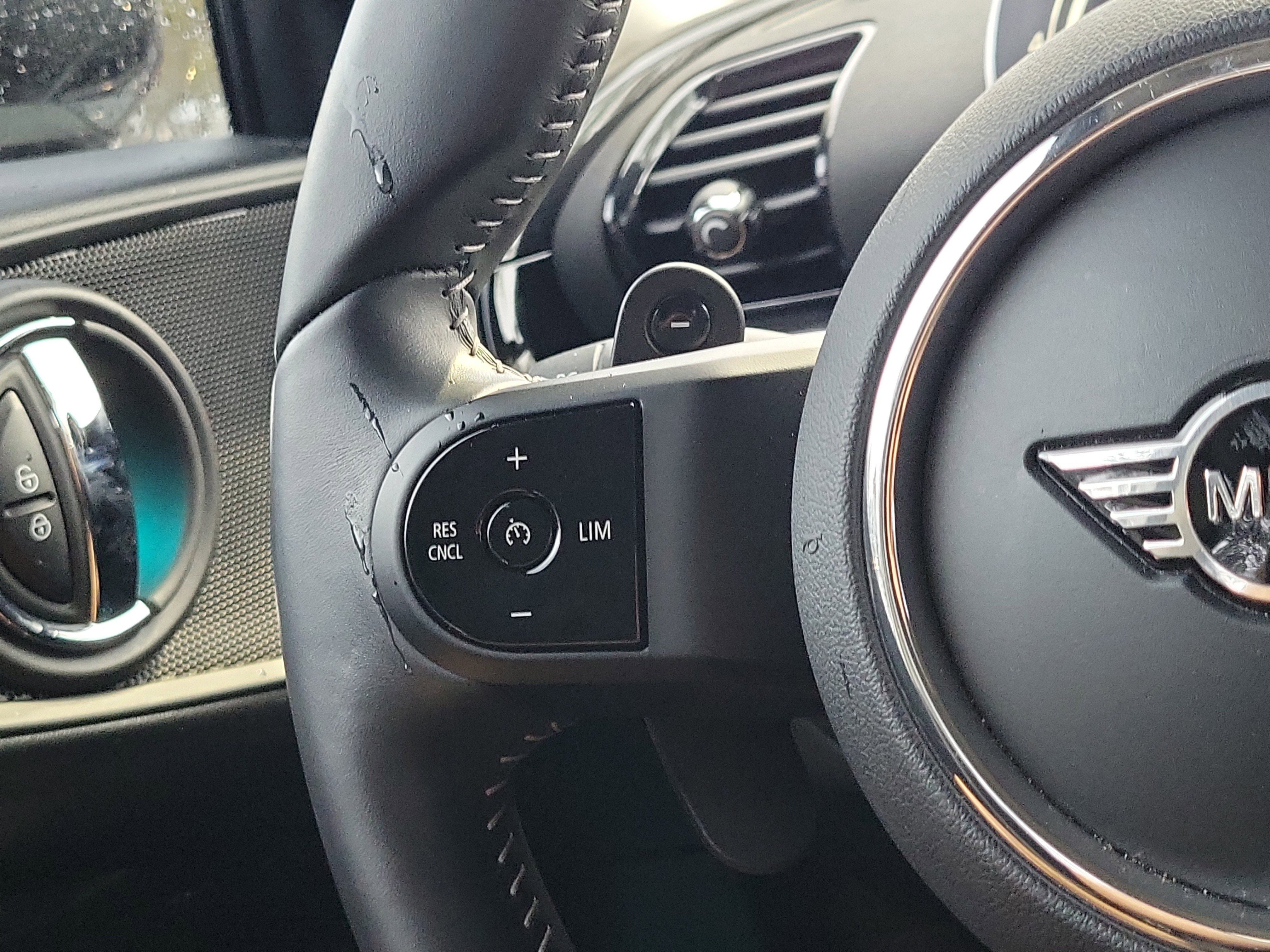 Used 2023 MINI Cooper Clubman S image 17