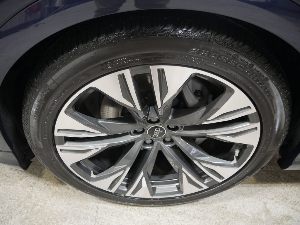 New 2026 Audi Q8 Premium Plus image 11