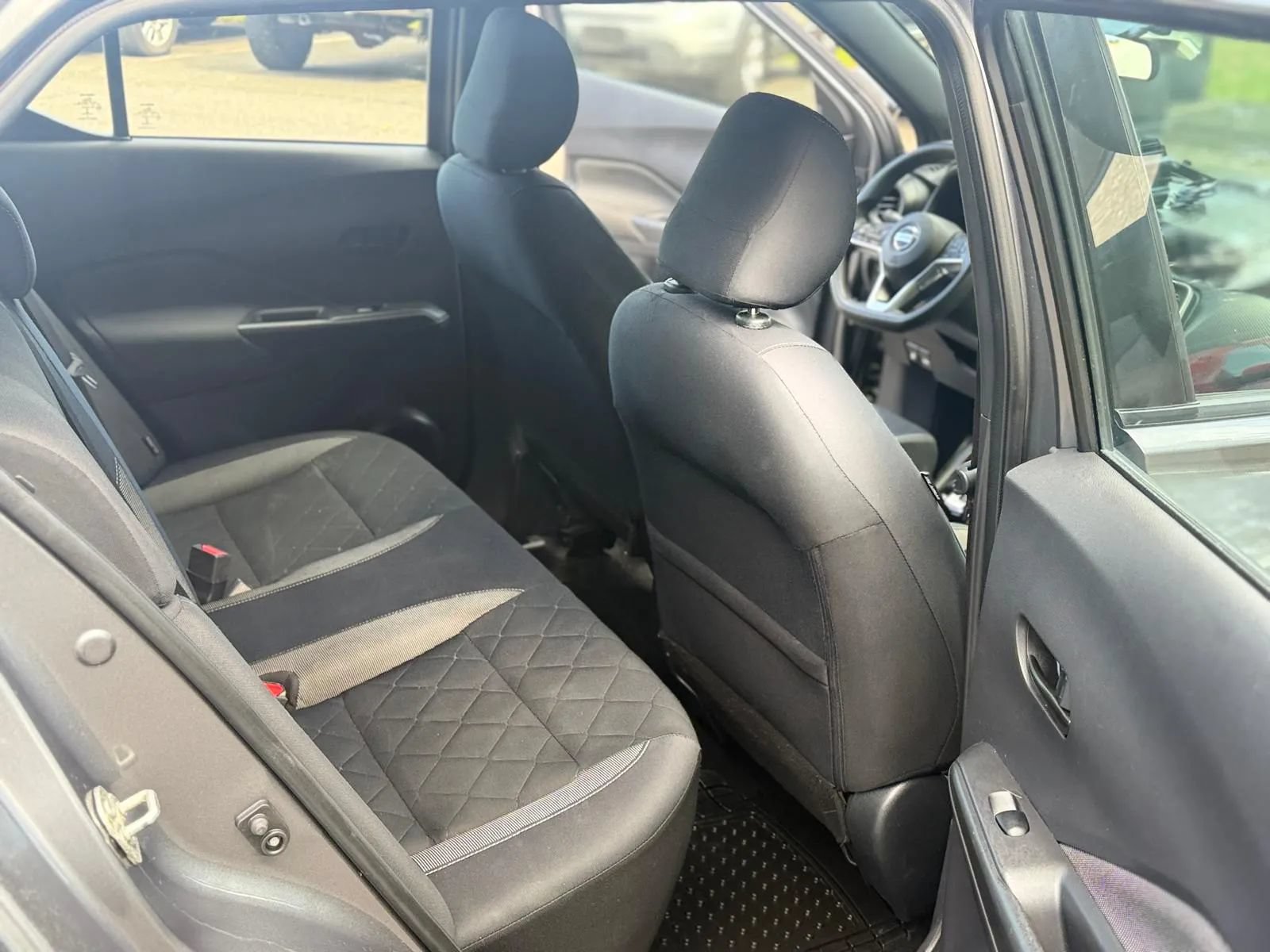 Used 2020 Nissan Kicks S FWD image 13