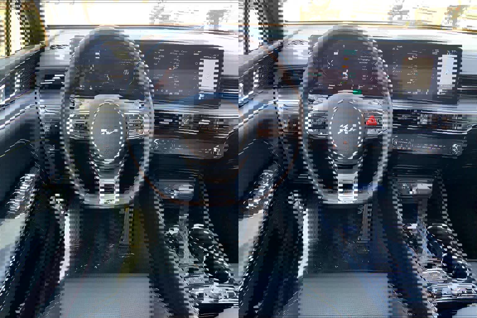 Certified 2026 Kia K5 GT w/ GT1 Package image 6