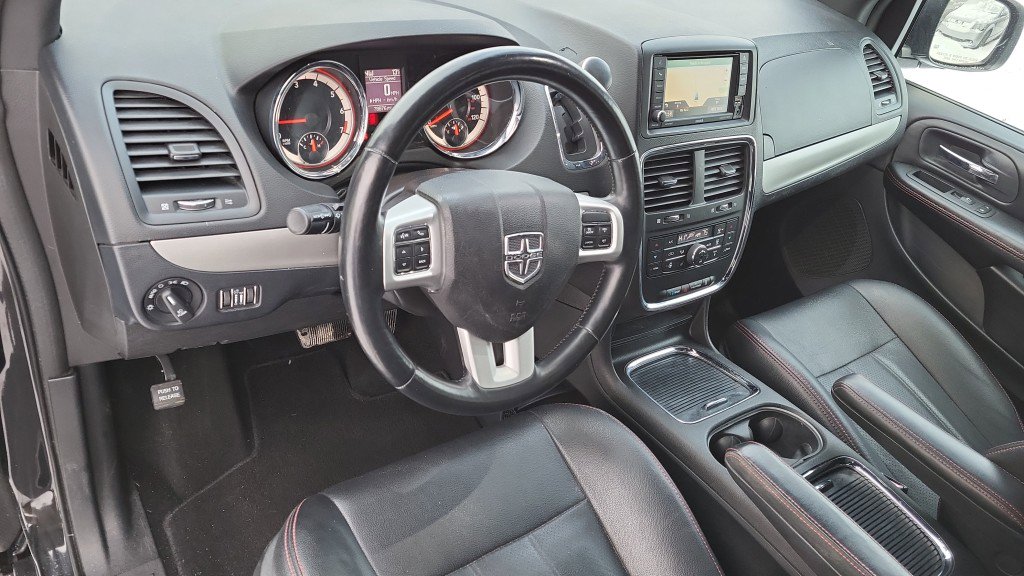 Used 2019 Dodge Grand Caravan GT FWD image 17