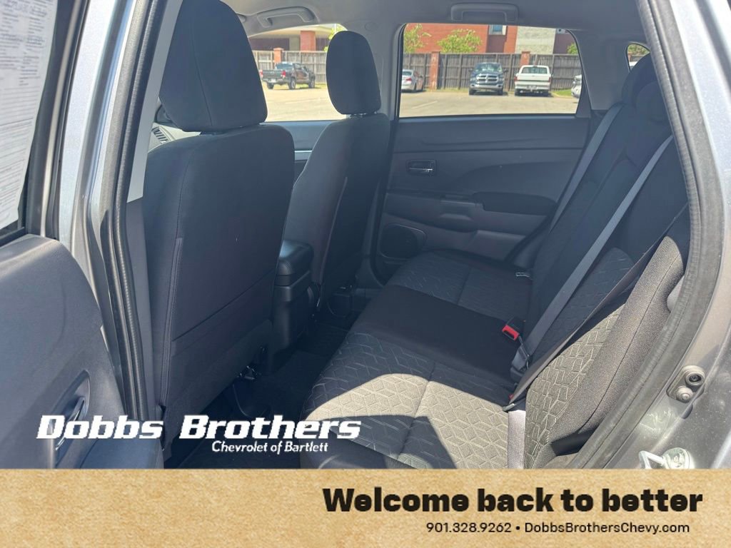 Used 2024 Mitsubishi Outlander Sport ES AWD/4WD image 15