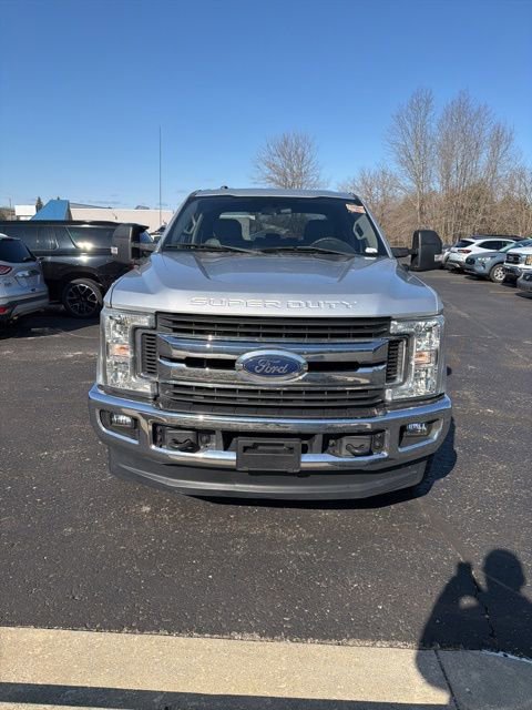 Used 2019 Ford F250 XLT AWD/4WD image 2