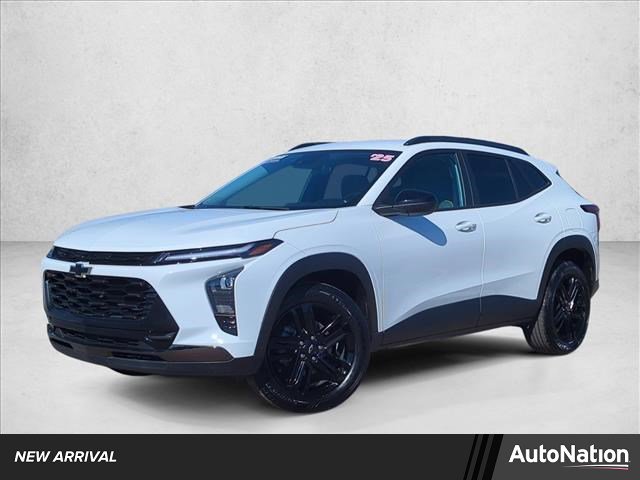 Used 2025 Chevrolet Trax ACTIV w/ Driver Confidence Package image 1