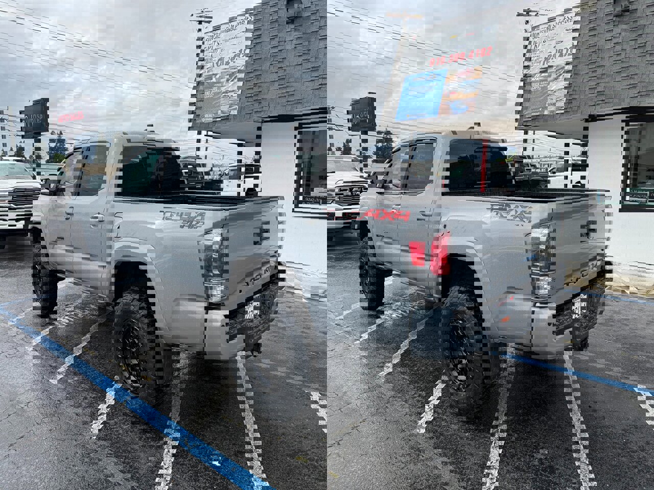 Used 2021 Toyota Tacoma TRD Sport w/ Technology Package AWD/4WD image 7