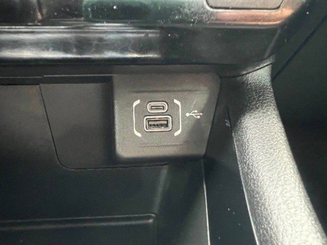 Used 2023 Jeep Compass Altitude AWD/4WD image 37