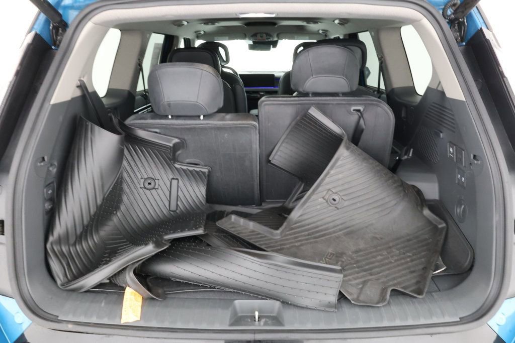 Used 2024 Kia EV9 Land image 22