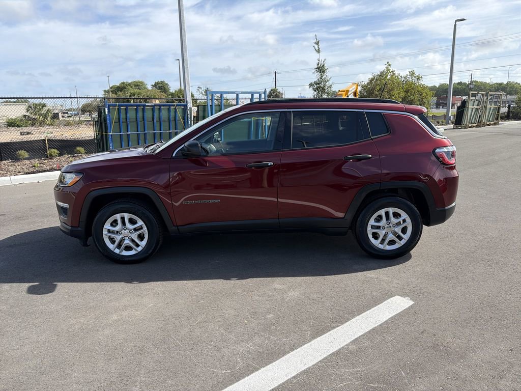 Used 2021 Jeep Compass Sport image 7