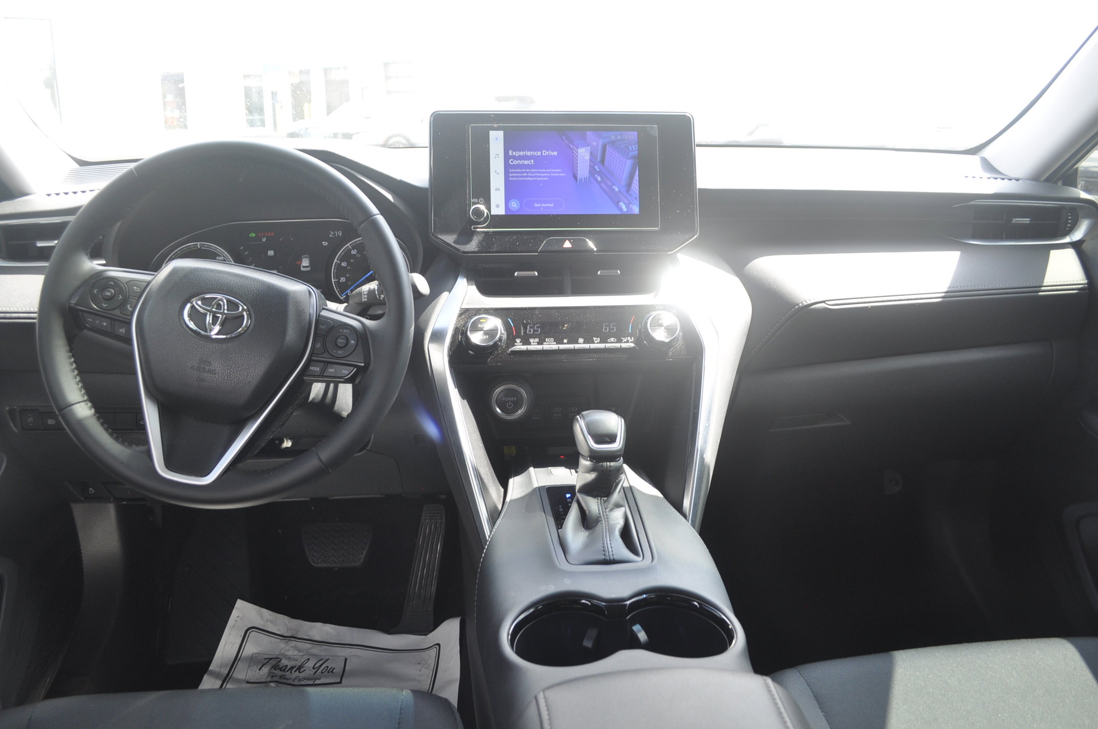 Used 2024 Toyota Venza LE AWD/4WD image 14