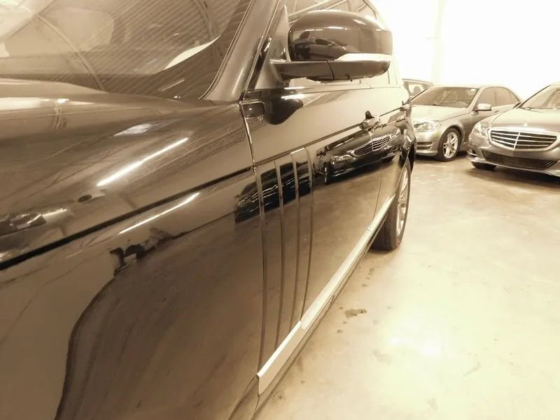 Used 2017 Land Rover Range Rover image 16