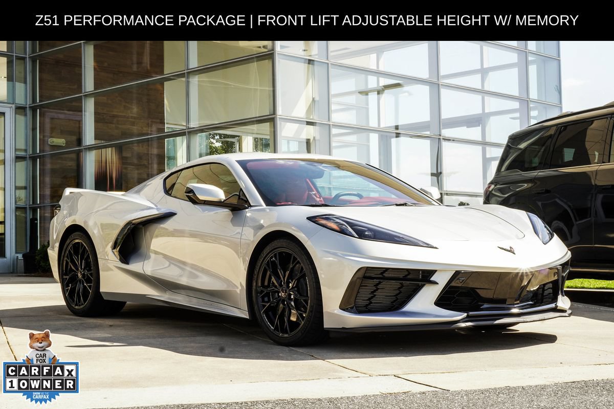 Used 2024 Chevrolet Corvette Stingray Premium Cpe w/ Z51 Performance Package RWD image 4