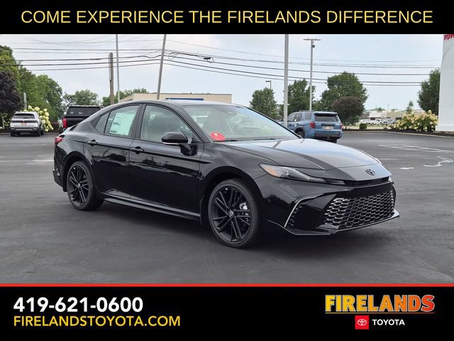 New 2026 Toyota Camry Hybrid w/ Multimedia Upgrade Package
