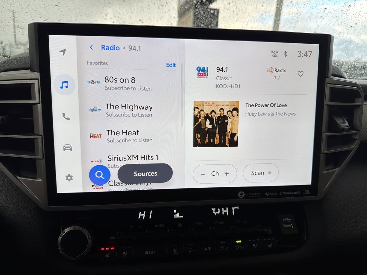 Used 2022 Toyota Tundra Limited w/ TRD Off-Road Package image 15