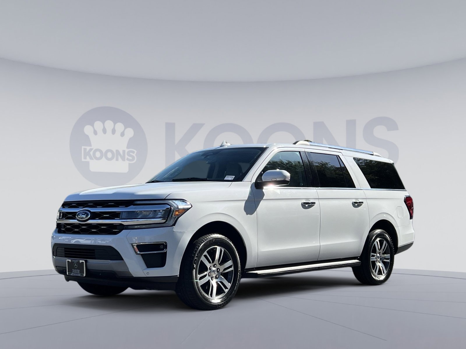Used 2024 Ford Expedition Max Limited AWD/4WD image 1
