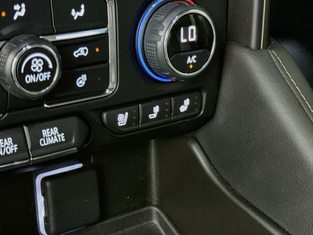 Used 2024 Chevrolet Tahoe High Country w/ Advanced Technology Package AWD/4WD image 21