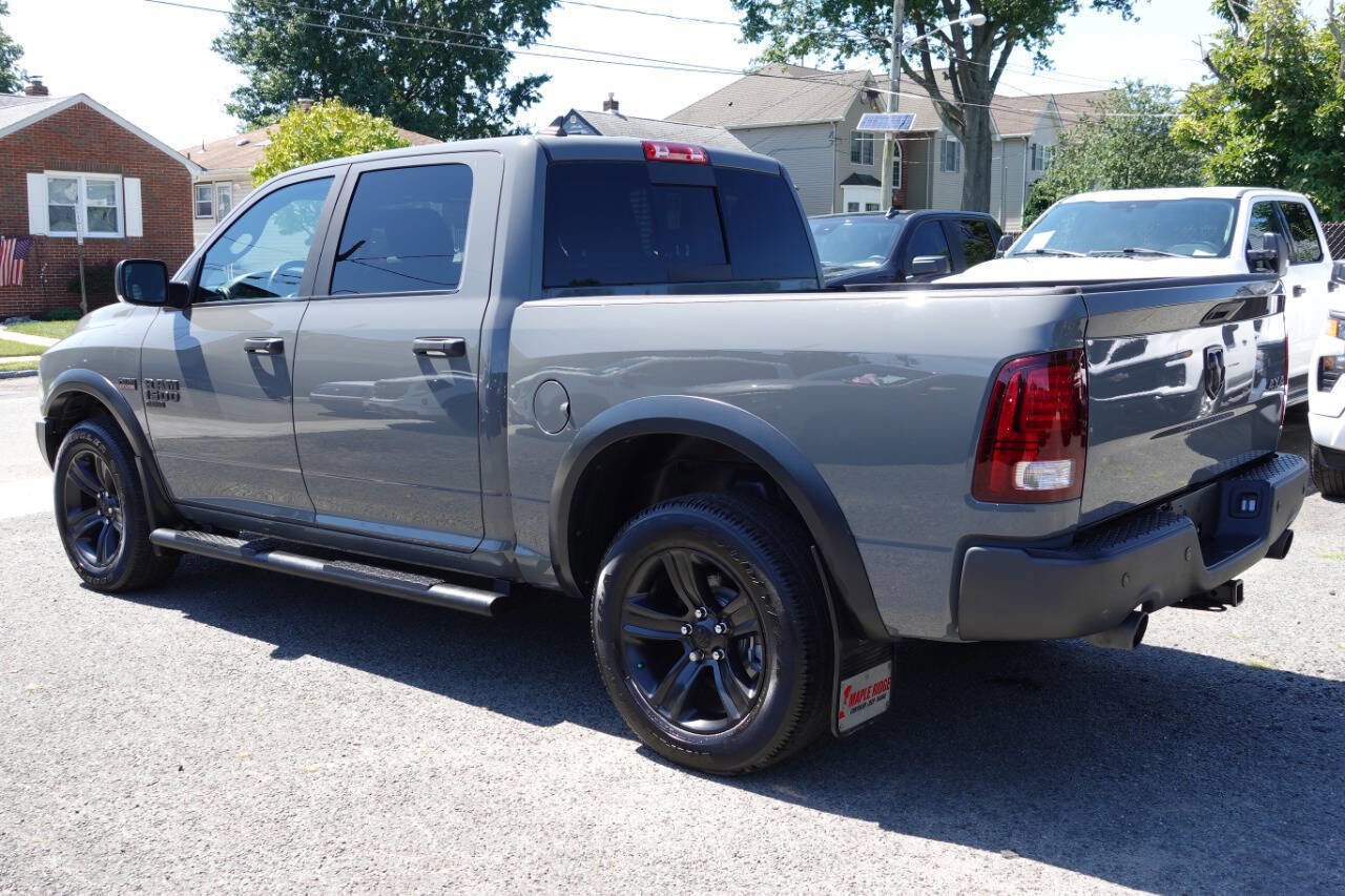 Used 2022 RAM 1500 Classic Warlock w/ Ceramic Grey Warlock Package image 2