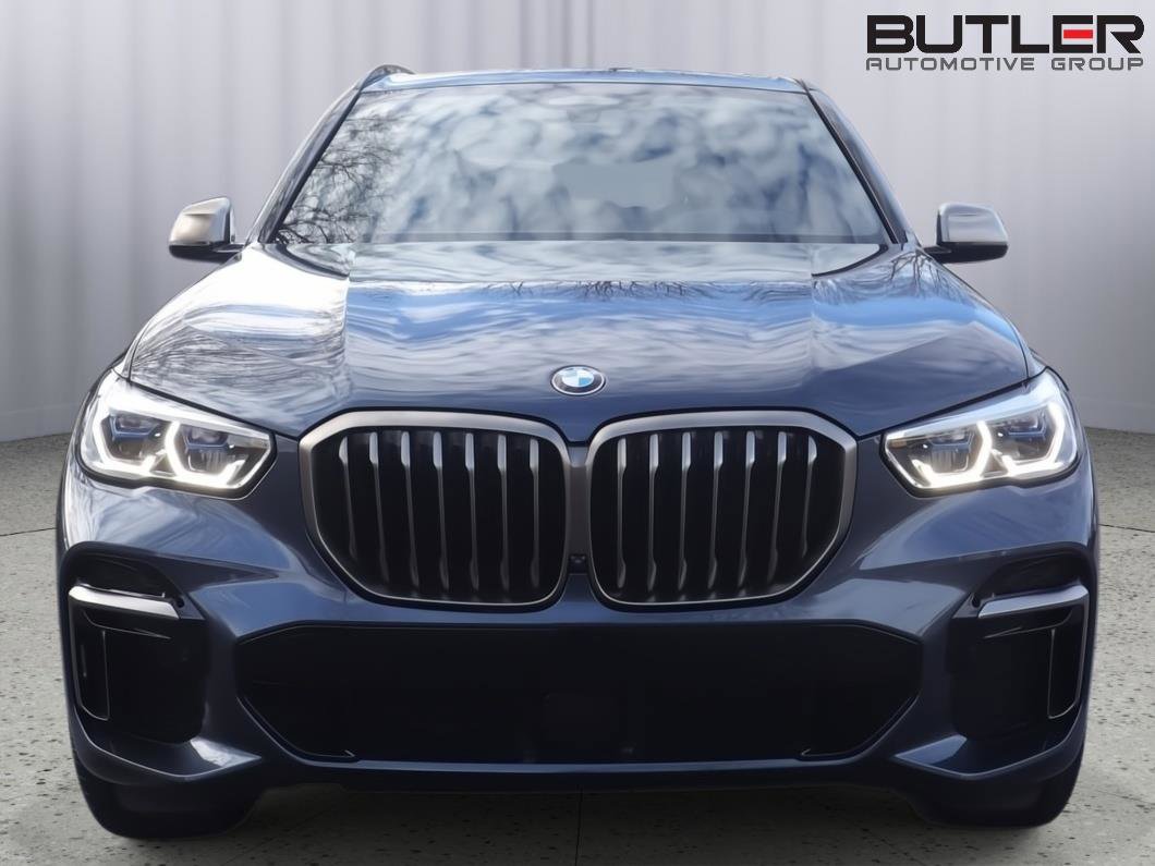 Used 2022 BMW X5 M50i w/ Executive Package image 2