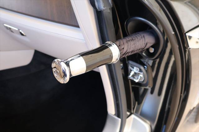 Certified 2019 Rolls-Royce Wraith RWD image 22