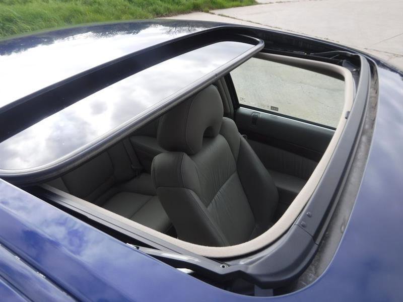 Used 2001 Acura CL image 18