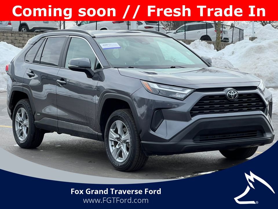 Used 2025 Toyota RAV4 XLE image 34