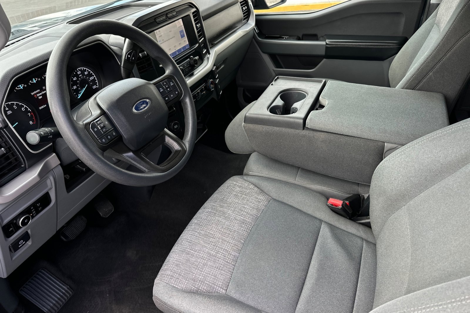 Used 2023 Ford F150 XLT image 9