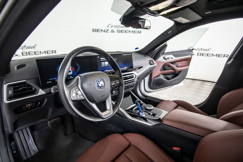 Used 2023 BMW i4 eDrive40 RWD image 20