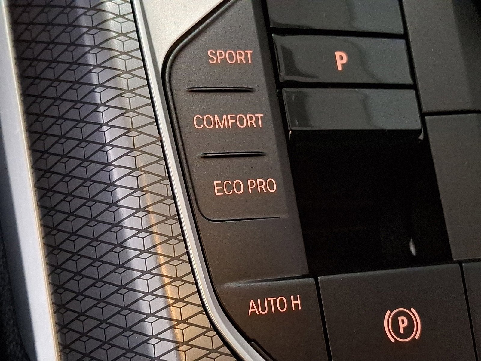 Used 2025 BMW 330i xDrive 330i xDrive w/ M Sport Package image 19