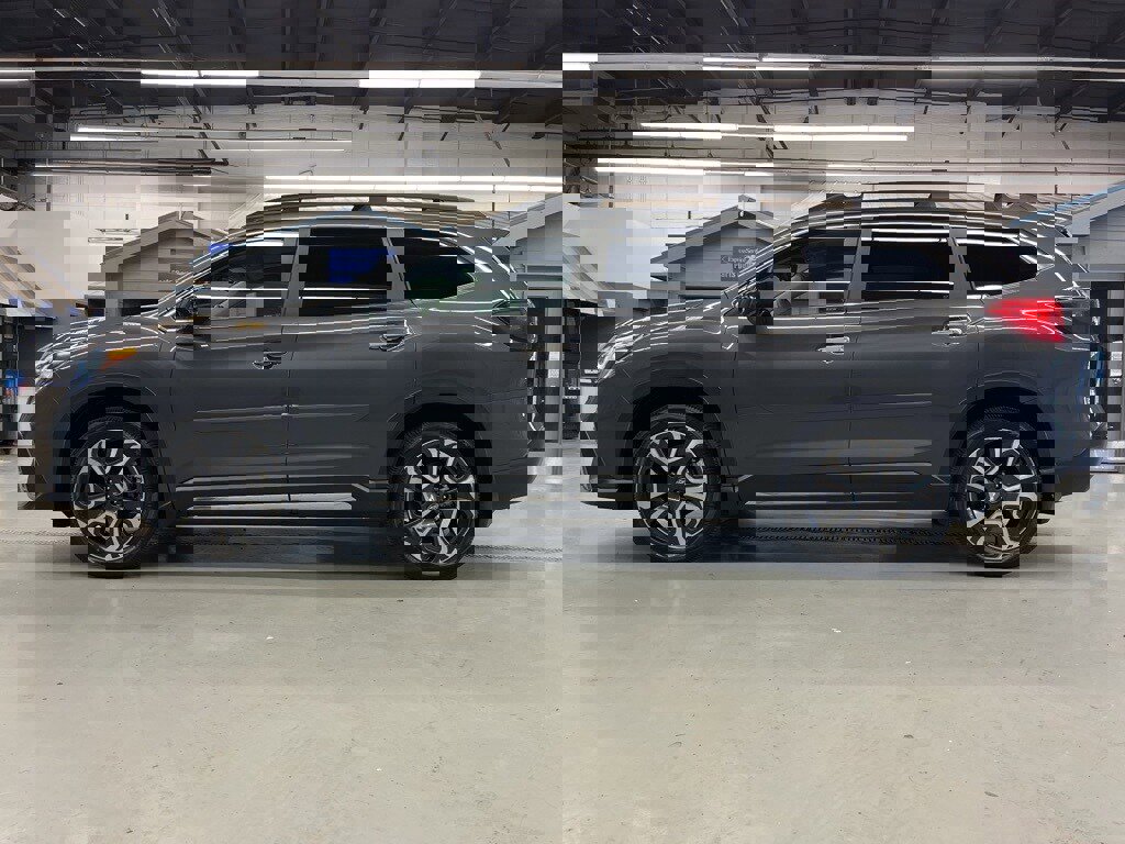 Used 2024 Subaru Ascent Touring image 4