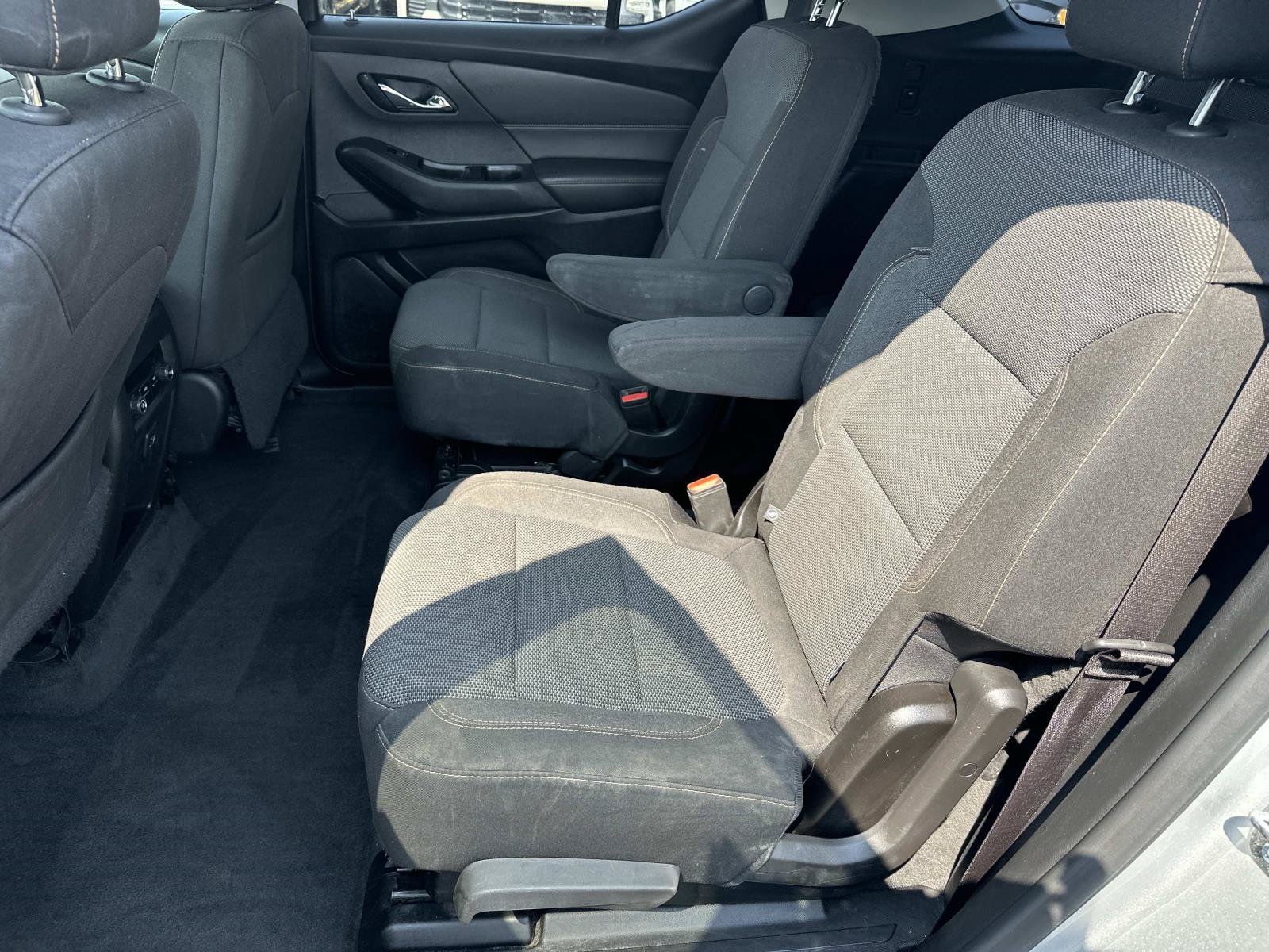 Certified 2020 Chevrolet Traverse LT FWD image 11