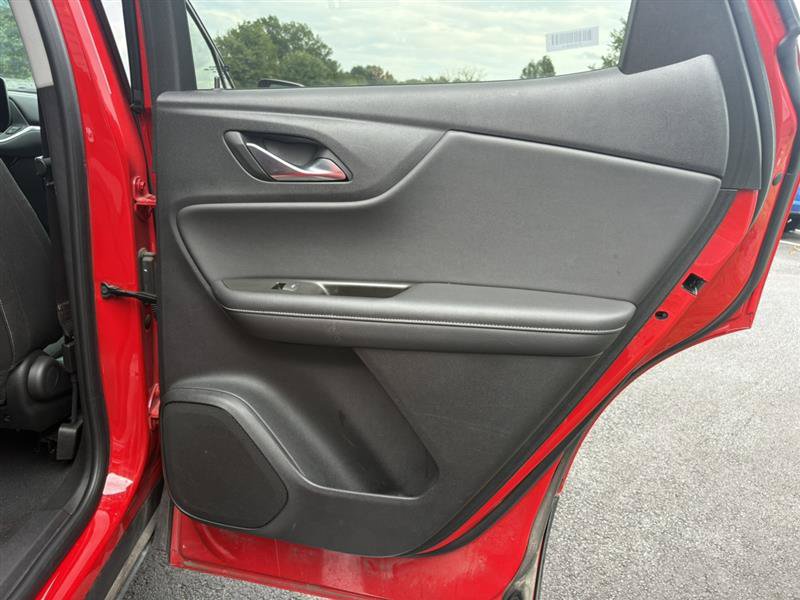 Used 2023 Chevrolet Blazer LT FWD image 11