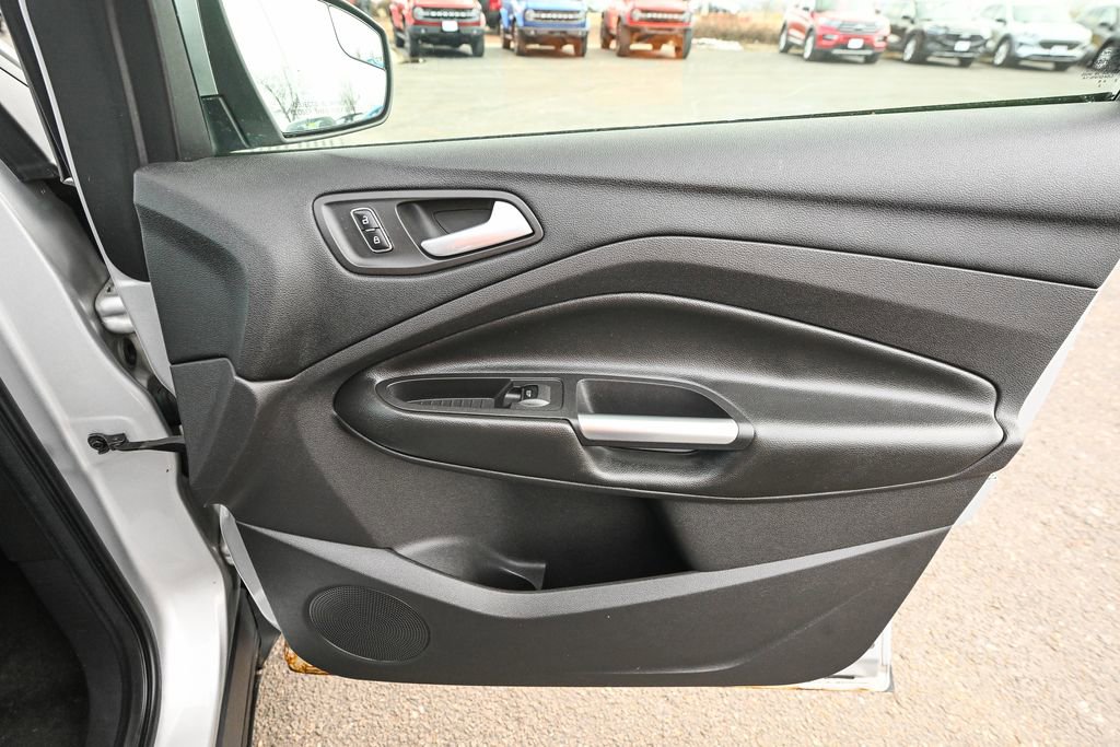 Used 2013 Ford Escape SE image 25