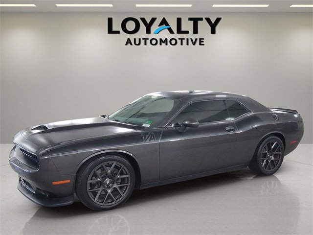 Used 2019 Dodge Challenger R/T w/ T/A Package image 1