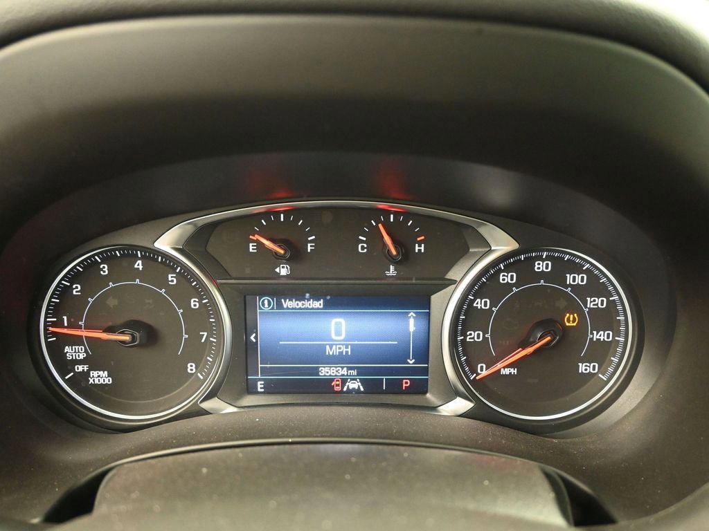 Used 2023 GMC Terrain SLE w/ Driver Convenience Package image 11