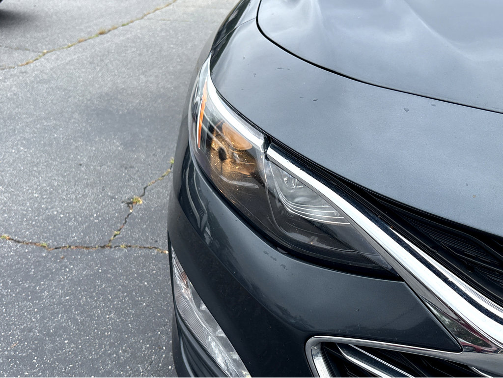 Used 2021 Chevrolet Malibu LT FWD image 23