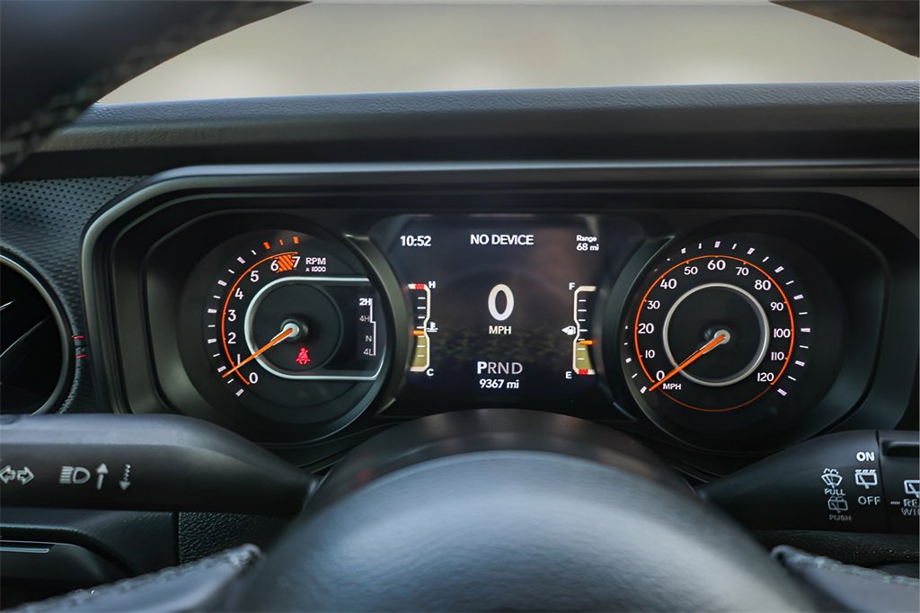 Used 2025 Jeep Wrangler Unlimited Rubicon image 11