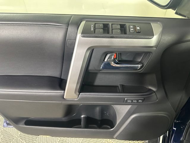 Used 2023 Toyota 4Runner Limited AWD/4WD image 12