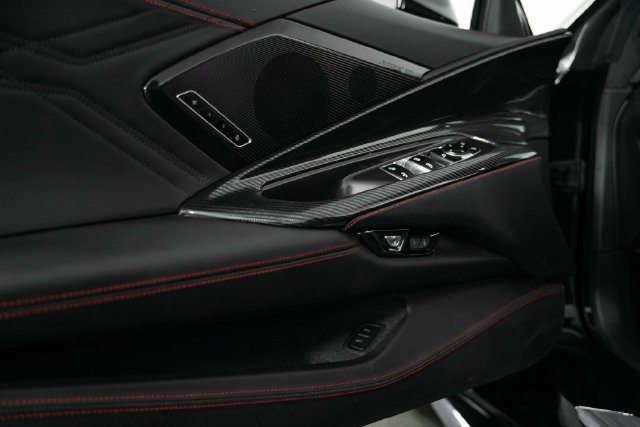 Used 2024 Chevrolet Corvette Z06 RWD image 15