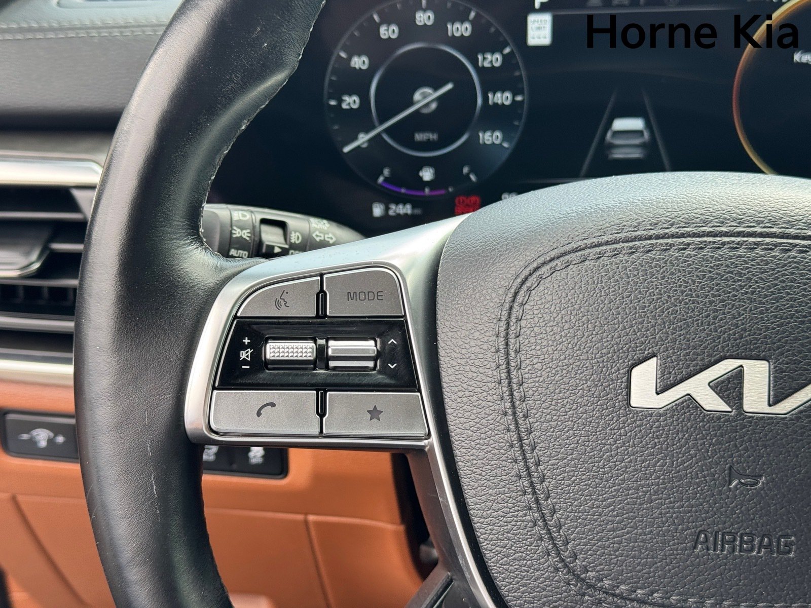 Certified 2024 Kia Telluride SX Prestige X-Line AWD/4WD image 17